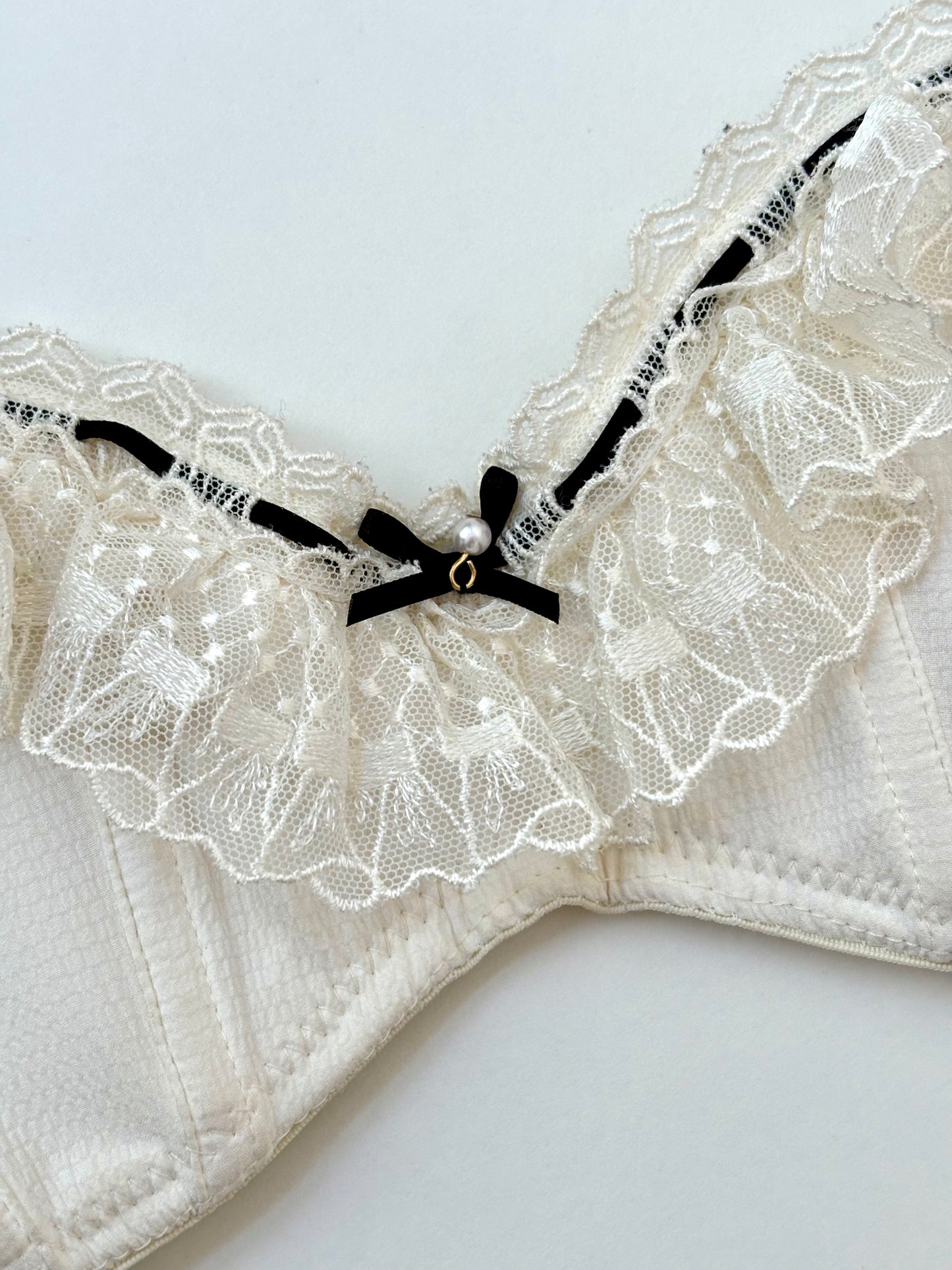 Chantal Thomass for Victoria's Secret Ruffle Underwire Bra