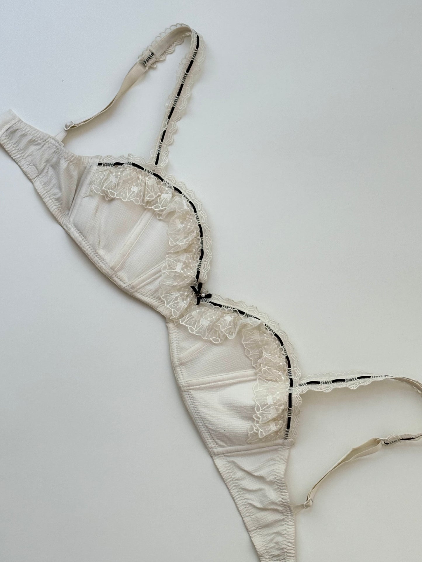 Chantal Thomass for Victoria's Secret Ruffle Underwire Bra